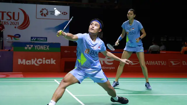 Hafiz Faizal/Gloria Emanuelle Widjaja