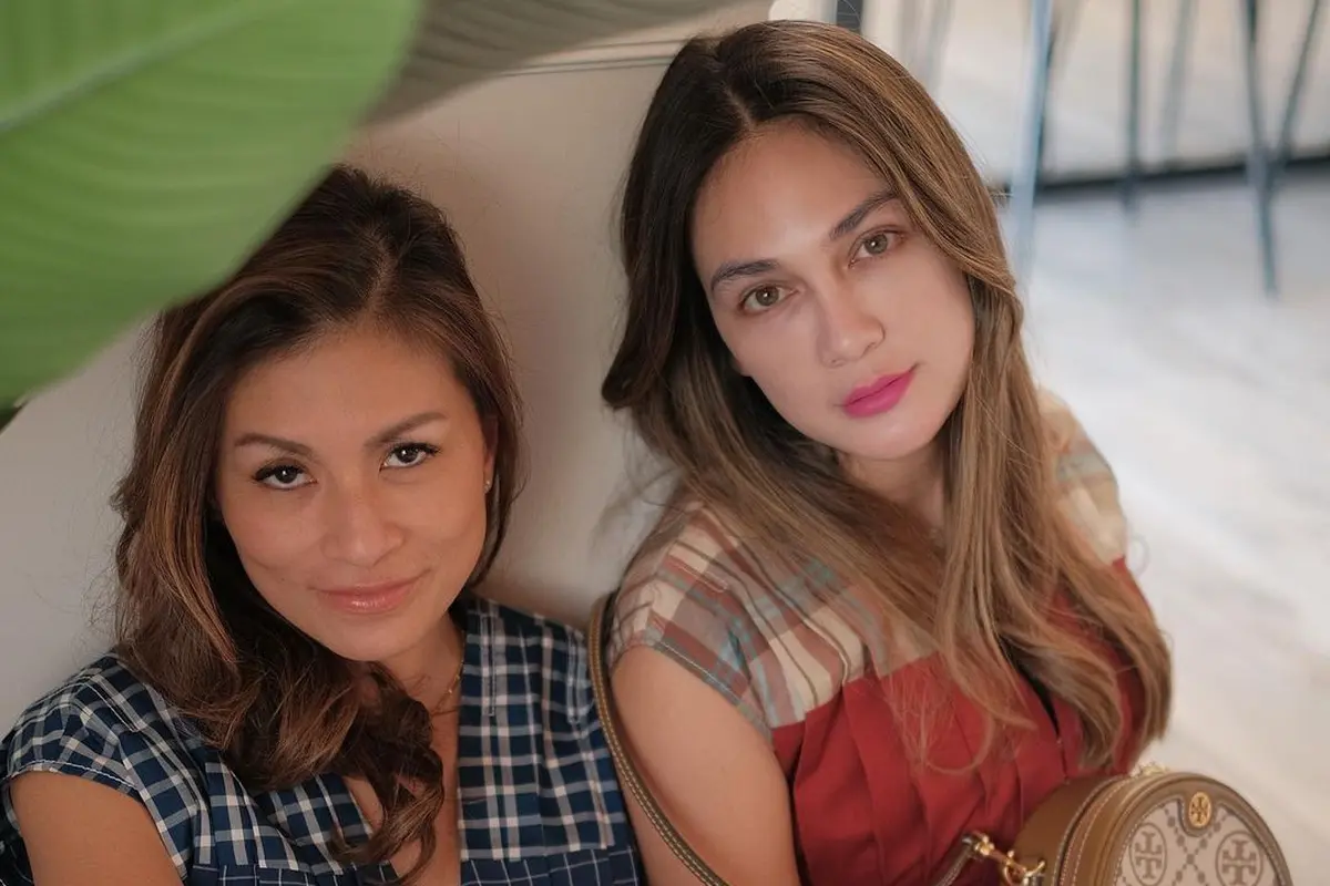 Luna Maya dan Marianne Rumantir