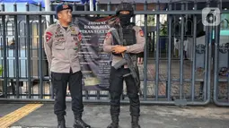 Kepolisian Republik Indonesia (Polri) mulai bersiaga untuk memastikan ibadah berjalan aman dan khidmat pada Kamis (17/4/2025). (Liputan6.com/Angga Yuniar)