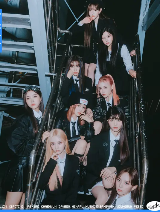 Kep1er. (WakeOne - Swing Entertainment via Soompi)