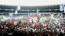 Ribuan orang memadati Gelora BUng Karno untuk mengikuti kampanye pasangan Prabowo-Hatta (Liputan6.com/Faizal Fanani)