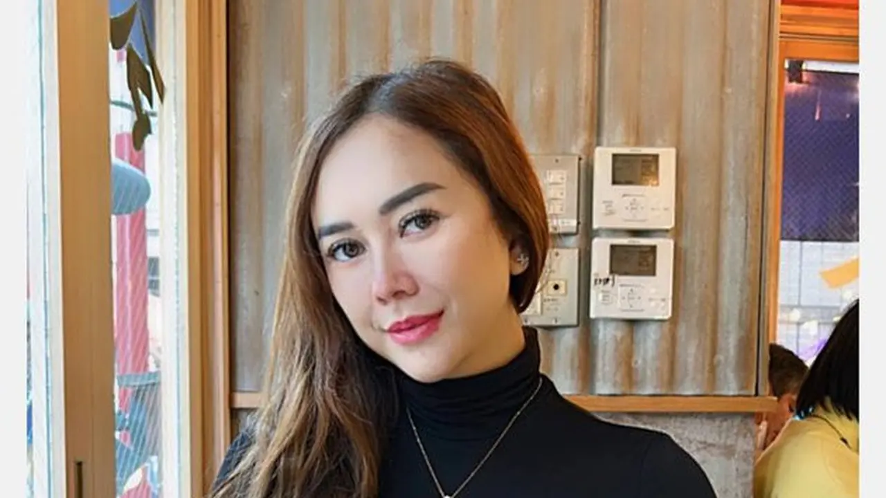 [Fimela] Aura Kasih