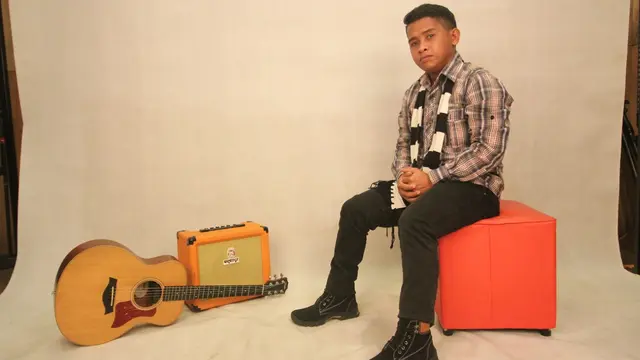 [Bintang] Gara-gara Lagu yang Viral, Nasib Tukang Nasi Goreng Ini Berubah