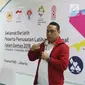 CdM Asian Games 2018 Komjen Pol Syafruddin memberi sambutan saat mengunjungi pelatnas cabor Bridge di Wisma PKBI, Jakarta, Rabu (25/4). Kunjungan tersebut untuk memantau persiapan jelang laga di Asian Games 2018. (Liputan6.com/Arya Manggala)