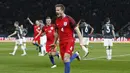 Eric Dier, andalan Tottenham Hotspurs ini dipilih menjadi starter pada laga persahabatan Inggris melawan Jerman di Olympiastadion, Berlin, Minggu (27/3/2016) dini hari WIB. (Action Images via Reuters/Carl Recine)