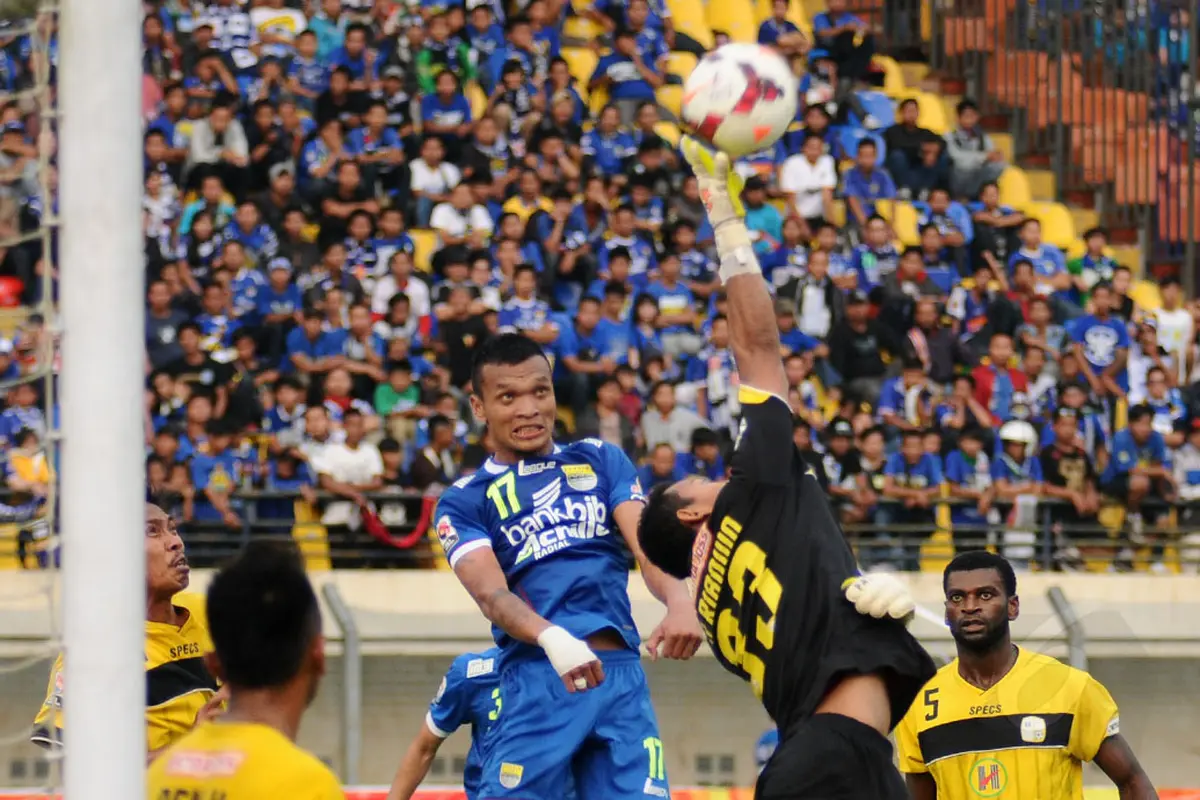 Persib Bandung Hajar Barito Putera 3-1