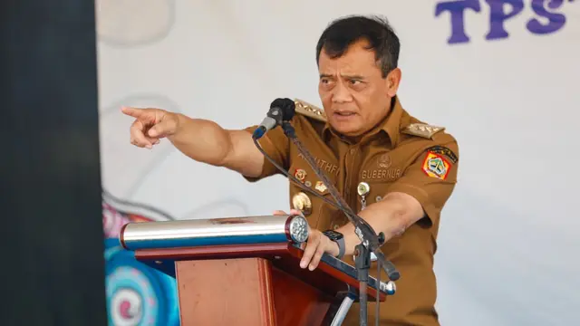 Gubernur Jateng Ahmad Luthfi Resmikan Desa Tersono sebagai Desa Mandiri Kelola Sampah