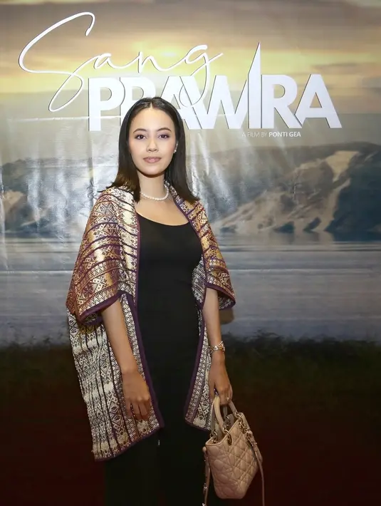 Anggika Bolsterli film Sang Prawira (Bambang E Ros/Fimela.com)