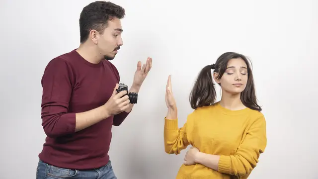 Cara Elegan Menolak Ajakan Balikan dari Mantan - 1