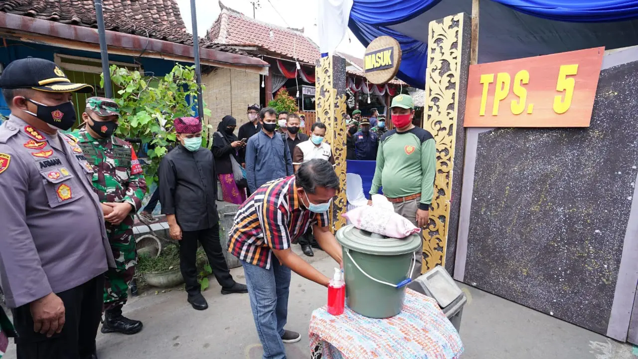 Pantau Persiapan Pilkada, Forkopimda Banyuwangi Keliling Tinjau Simulasi TPS 