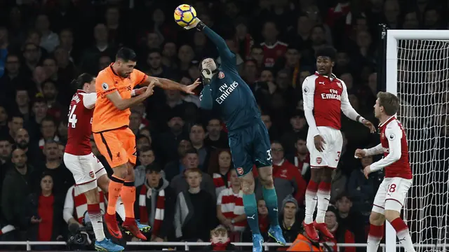 FOTO: Bermain di Stadion Emirates, Liverpool Imbangi Arsenal