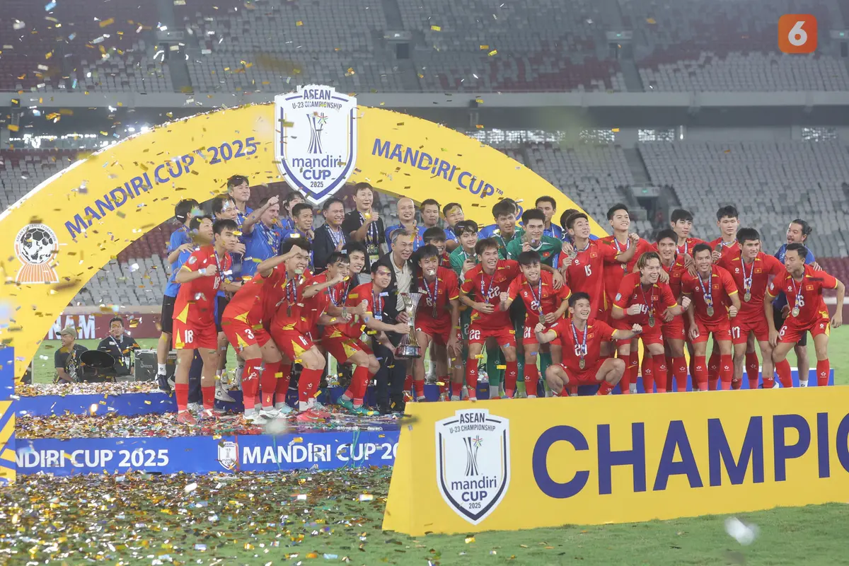 Foto: Selebrasi Pemain Vietnam saat Pastikan Hattrick Juara Piala AFF U-23