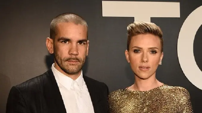 Scarlett Johansson dan Romain Duriac cerai. (Foto: AFP)