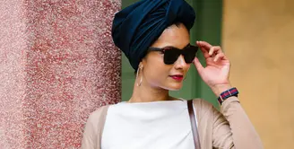Hijabers Wajib Punya 5 Fashion Item Ini / copyright shutterstock