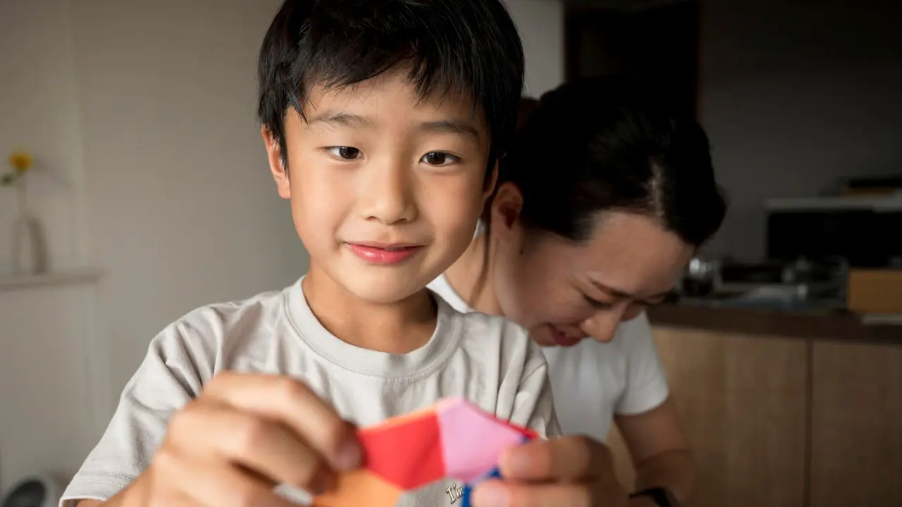 Tips Parenting Self Efficacy dalam Merawat Anak Autisme agar Orangtua Lebih Percaya Diri Mendampingi Anak