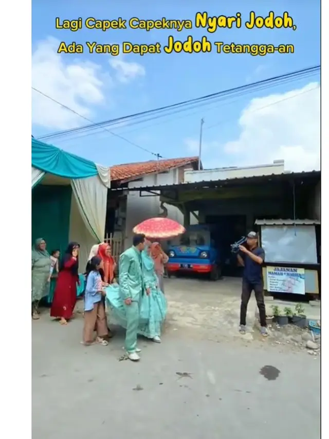 Viral Pasangan Pengantin Tetangga Sendiri, Jodoh Lima Langkah dari Rumah