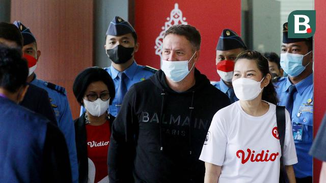 Foto: Mantan Pemain MU dan Liverpool Micheal Owen Tiba di Jakarta