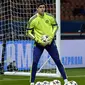 Courtois sukses menggagalkan tujuh sepakan on target yang dilepaskan penggawa PSG.