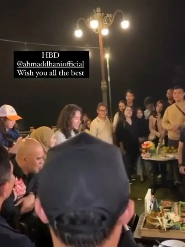 Potret Ulang Tahun ke-52 Ahmad Dhani, Rayakan bersama Keluarga dan Sahabat
