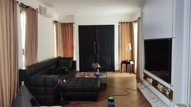 Potret dapur Michelle Ziudith yang unik dengan pintu rahasia (Sumber: arsitag.com)