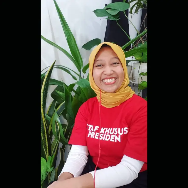 7 Potret Ayu Kartika Dewi, Stafsus Jokowi yang Gelar Pernikahan Beda Agama