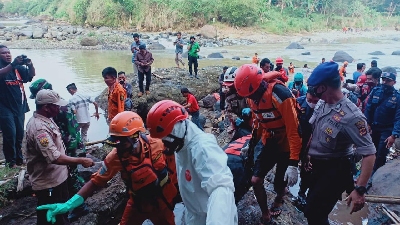 Santri di Cicurug ditemukan meninggal di Sungai Cibeber (Achmad Sudarno/Liputan6.com)