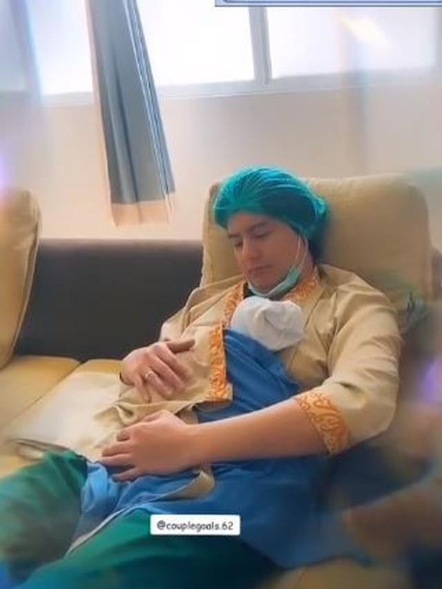 6 Momen Melahirkan Cut Meyriska, Roger Danuarta Ungkap Rasa Bahagia