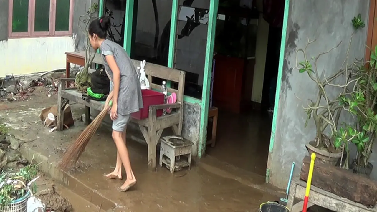 Sungai Meluap 50 Rumah di Kendal Terendam Banjir