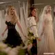 Intip gaun pengantin Emma Roberts yang bernuansa vintage (@voguespain)