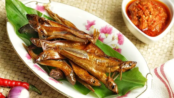tumis ikan selais