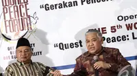 Din Syamsudin menjelaskan World Peace Forum ke-5 akan membicarakan mengenai penyelesaian konflik di berbagai dunia, Jakarta, Selasa (4/11/2014). (Liputan6.com/Faizal Fanani)