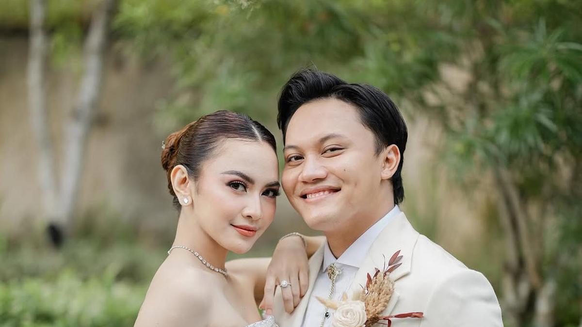 15 Selebriti yang Menikah di 2024: Tahun Penuh Cinta dan Kebahagiaan