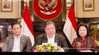 Menteri Koordinator Bidang Perekonomian Airlangga Hartarto dalam Konferensi Pers tentang Perkembangan Terkini Negosiasi Perdagangan Indonesia-Amerika Serikat yang digelar secara virtual dari Washington DC, Jumat (18/4/2025). (Dok&nbsp;Kemenko Perekonomian)&nbsp;