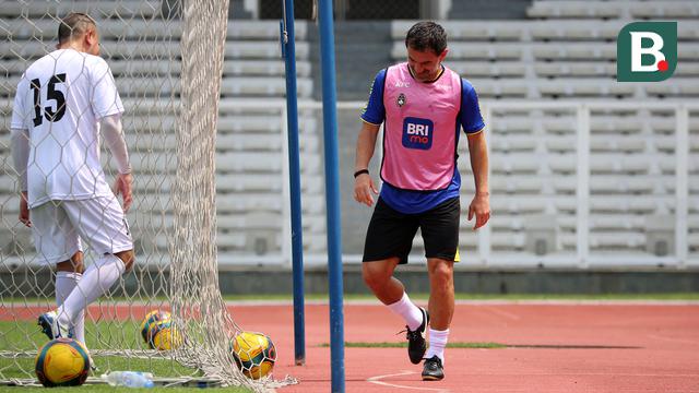 Football Legend BRImo Future Garuda