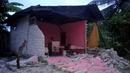 Sebuah rumah yang rusak setelah gempa melanda kepulauan Tanimbar di Maluku (10/1/2023). Gempa dengan magnitudo (M) 7,6 berlangsung pada Selasa (10/1/2023), 00.47 WIB atau 02.47 waktu setempat. (Photo by Handout / BNPB / AFP)