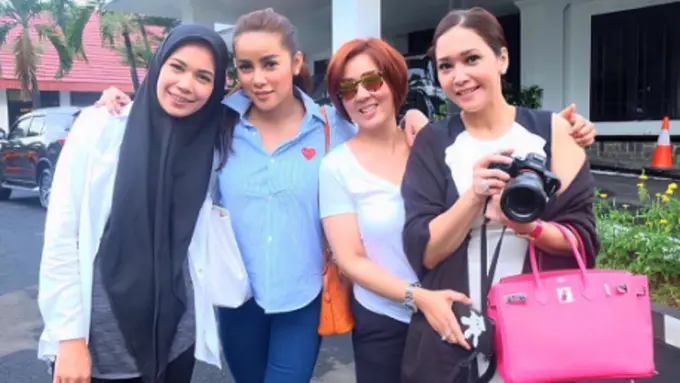 Maia Estianty dan Olla Ramlan