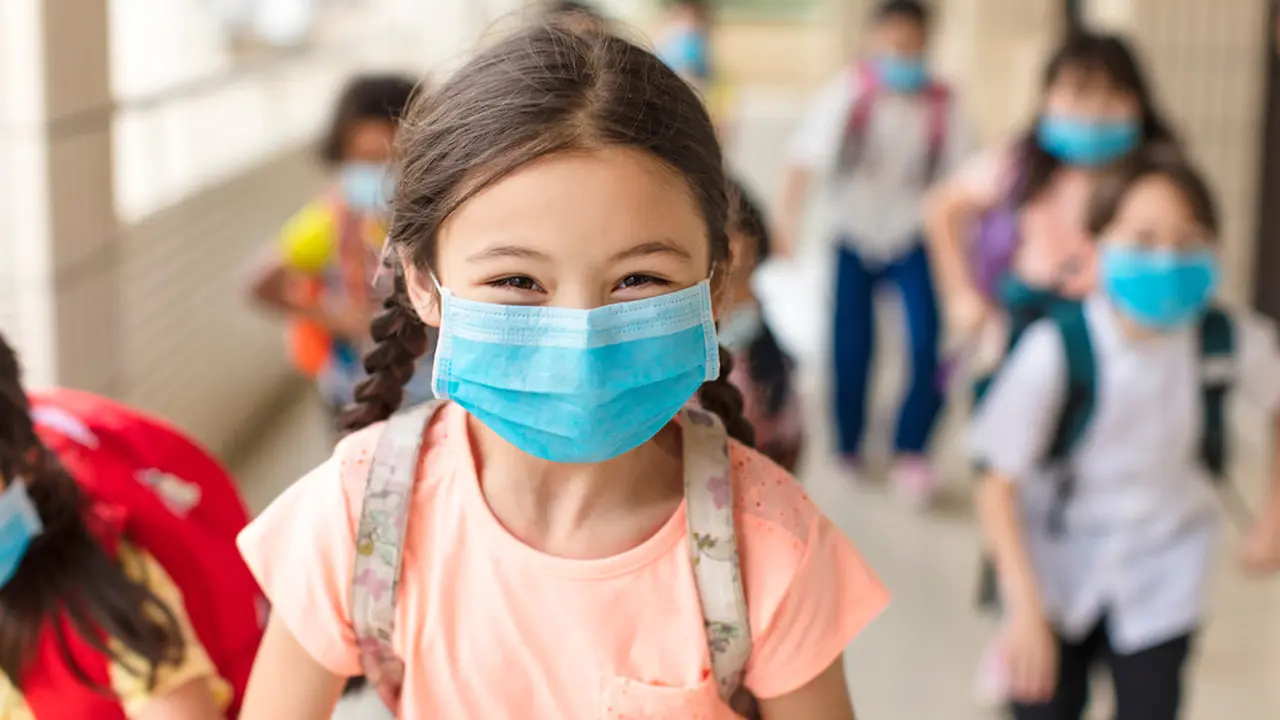 Ilmuan Jepang Mengembangkan Masker Cahaya untuk Mendeteksi dengan Mudah Virus Covid-19