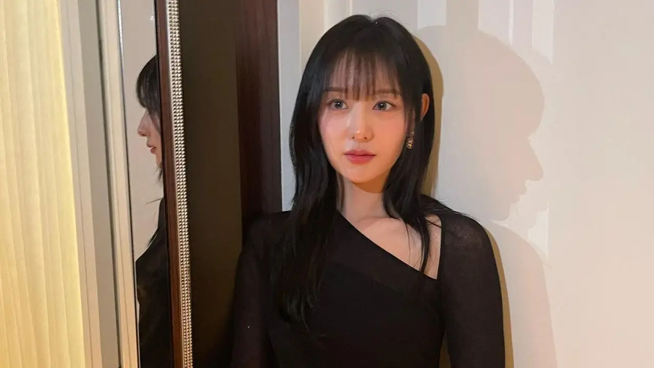 6 Potret Kim Ji Won dengan Rambut Baru Jelang Fan Meeting di Indonesia, Dongkrak Visual yang Makin Menawan