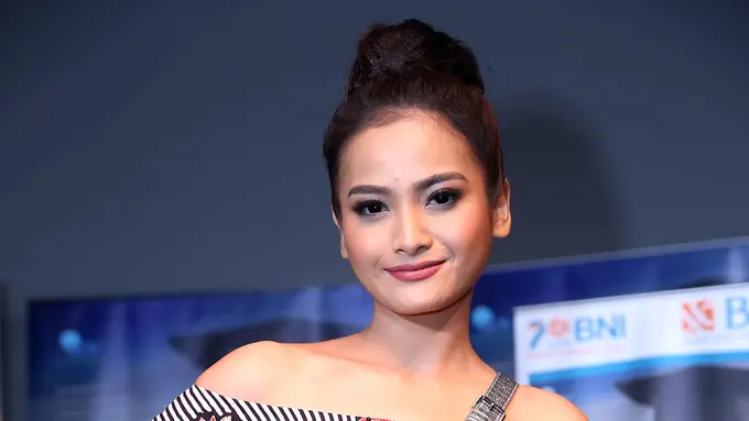 [Bintang] Acha Septriasa Bangga Rilis Film Mars Dalam Peringati Hardiknas