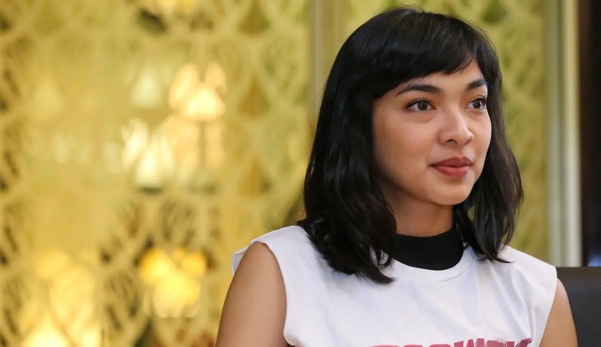 Saat ditemui di CGV Grand Indonesia, Jakarta Pusat, Senin (4/12/2017), Tika mengungkapkan alasannya kenapa ia hingga kini belum menerima bermain film horor. (Adrian Putra/Bintang.com)