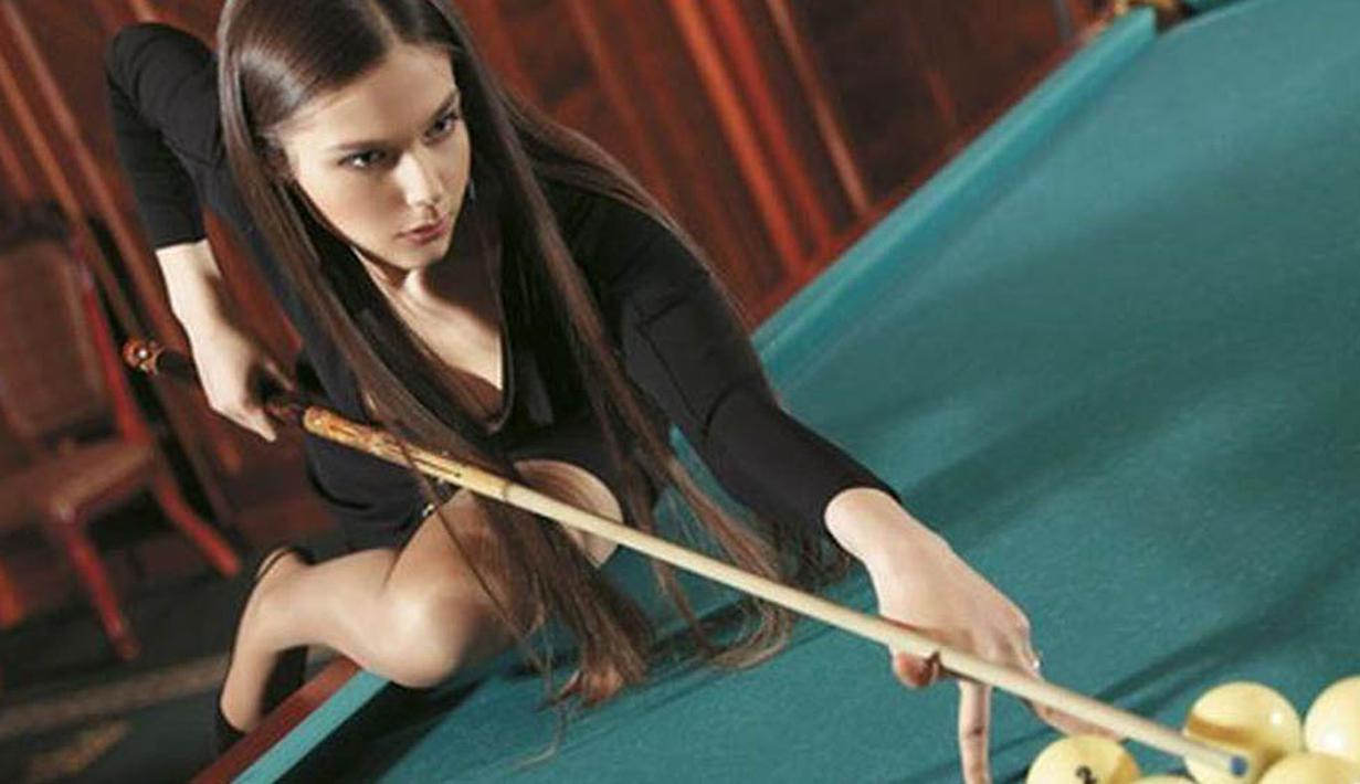 Anastasia Vladimirovna Luppova atau yang biasa disapa Ana merupakan pebilliard cantik dan seksi asal Rusia. (www.theestle.com)