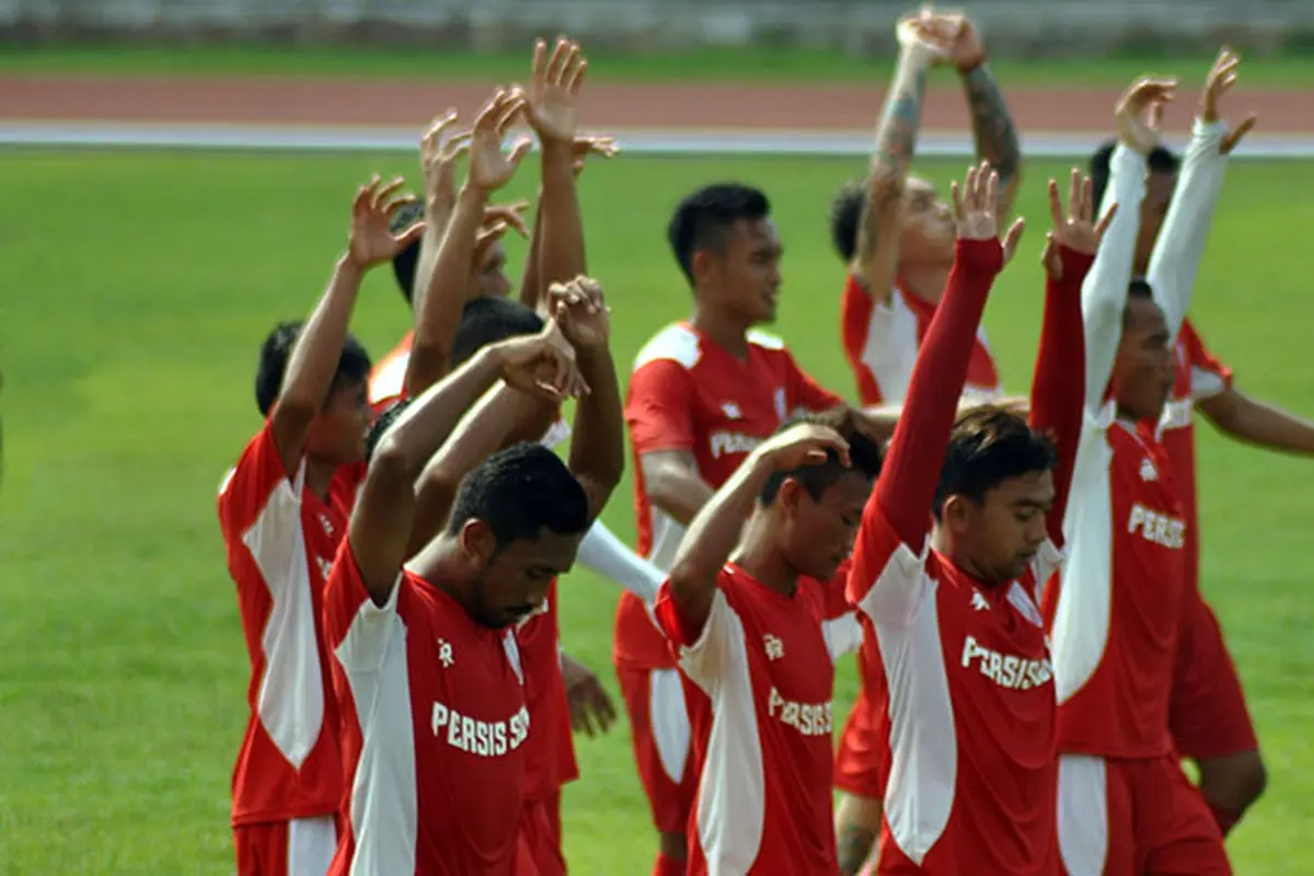 Persis Solo
