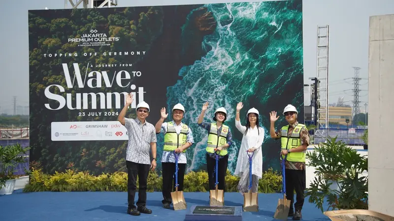 Jakarta Premium Outlets menggelar Topping Off Ceremony sebagai perayaan dari proses perjalanan konstruksinya yang kini telah memasuki tahap akhir.