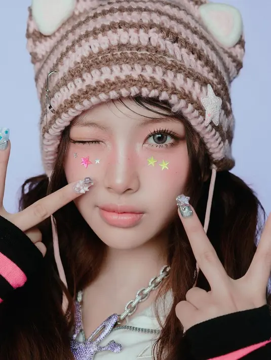 Perpaduan talenta dan visual membuat fans tak henti memuji NewJeans. Hyein Cs berhasil suguhkan aksi yang menyegarkan. [Instagram.com/newjeans_official]