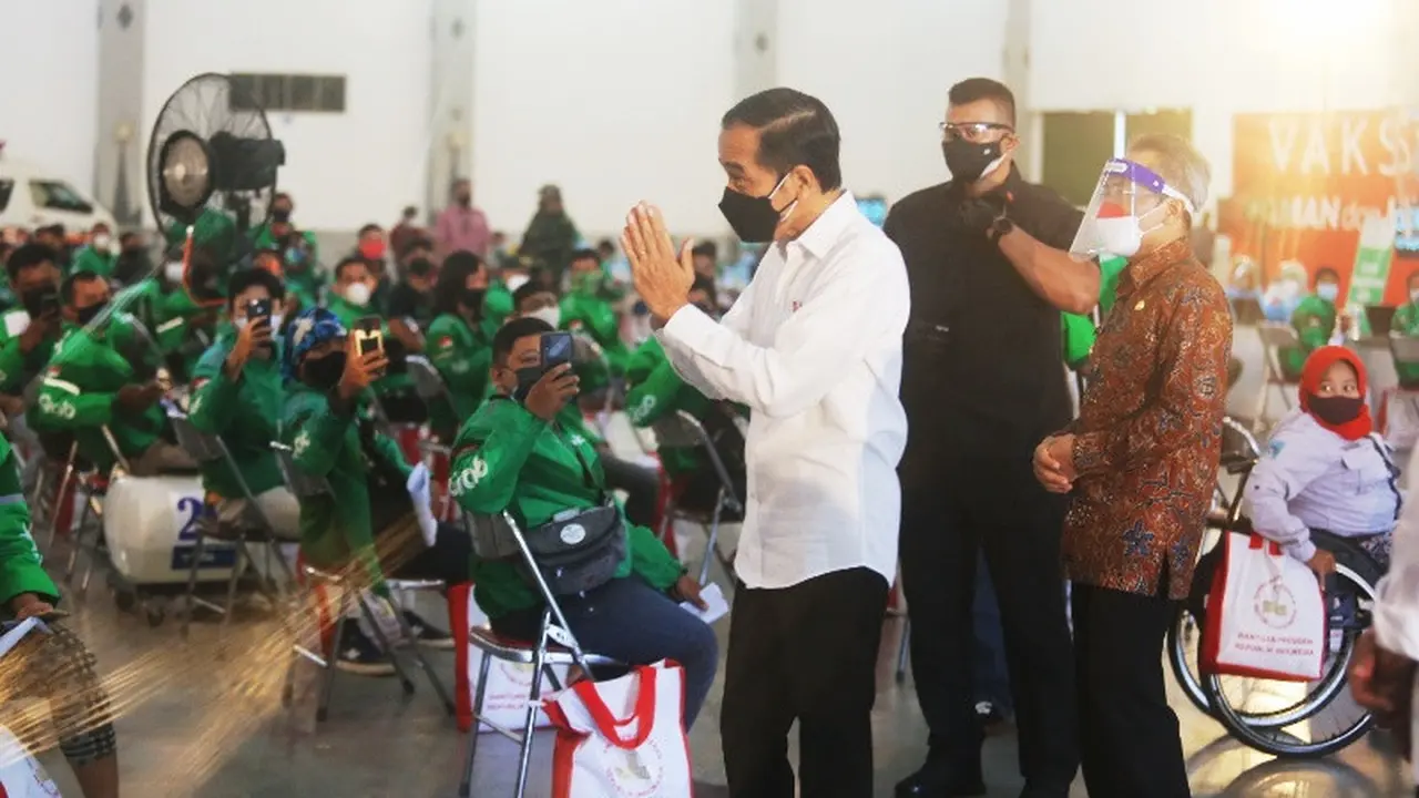Jokowi Apresiasi Grab Vaccine Center Yogyakarta yang Ramah Penyandang Disabilitas 
