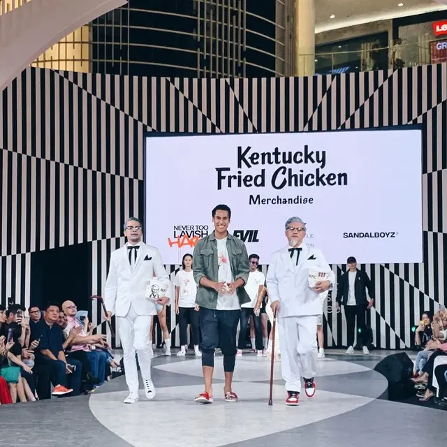 Selebrasi 40 Tahun KFC Indonesia dengan Apparel Ayam di Jakarta Fashion Week 2020