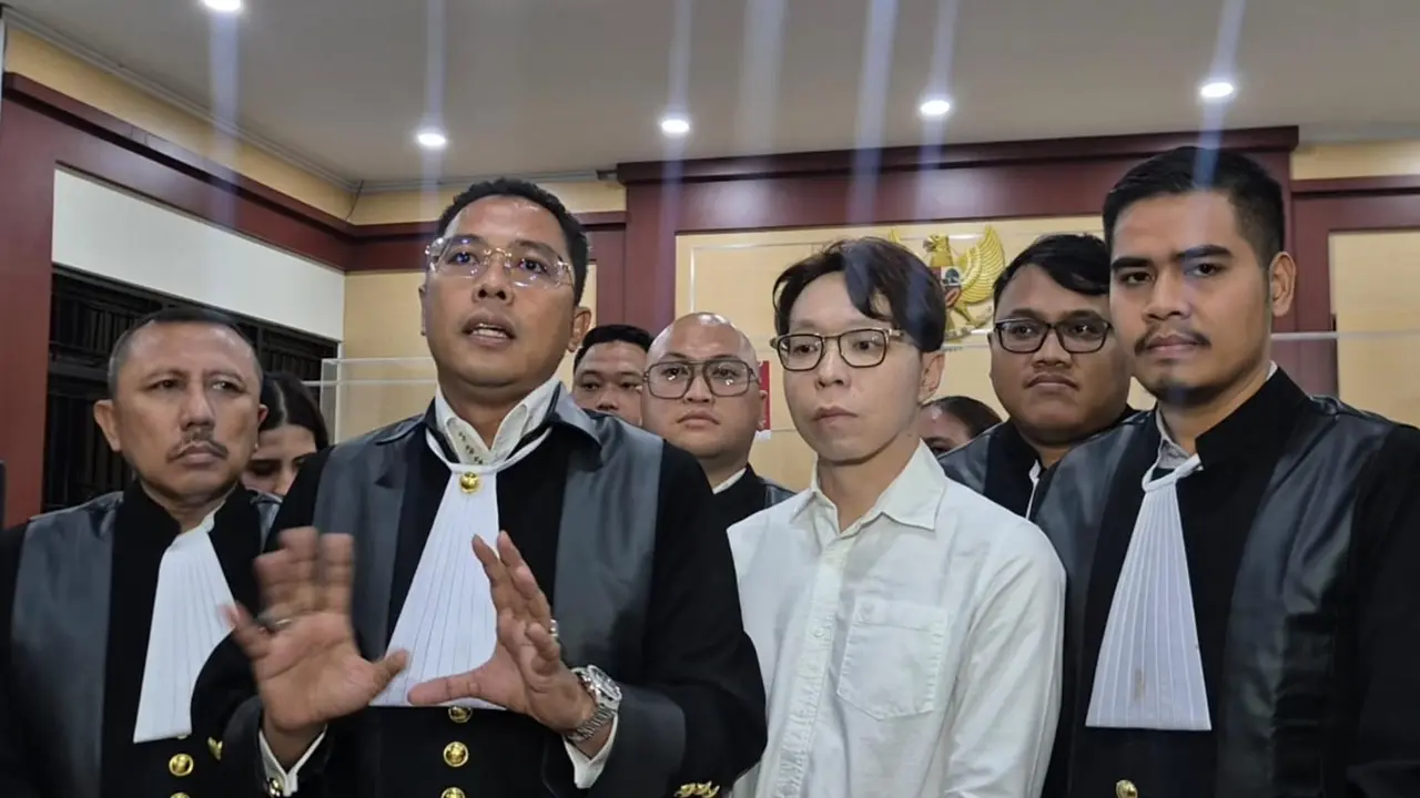 Richard Lee Cecar Saksi Doktif Terkait Pembelian Produk Bukan di Toko Resmi: Saya gemas soalnya