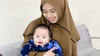 Nonton Cerita Sukses Penyandang Prader-Willi Syndrome Bikin Oki Setiana Dewi Semangat Rawat Buah Hati
