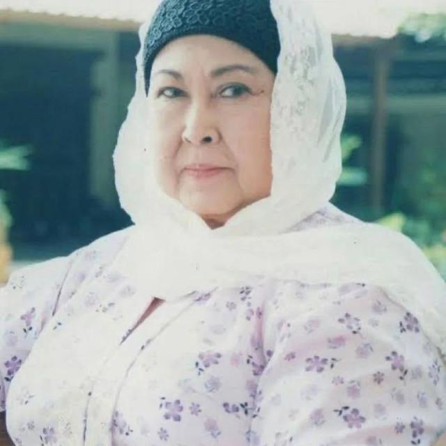 Aminah Cendrakasih dalam kenangan. (Foto: Dok. Instagram @sutykarno)
