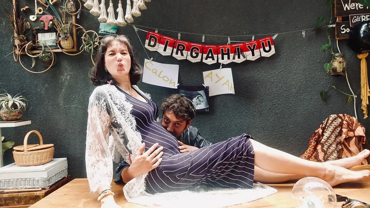 Nadine Chandrawinata hamil anak pertama. (Sumber: Instagram/nadinelist)